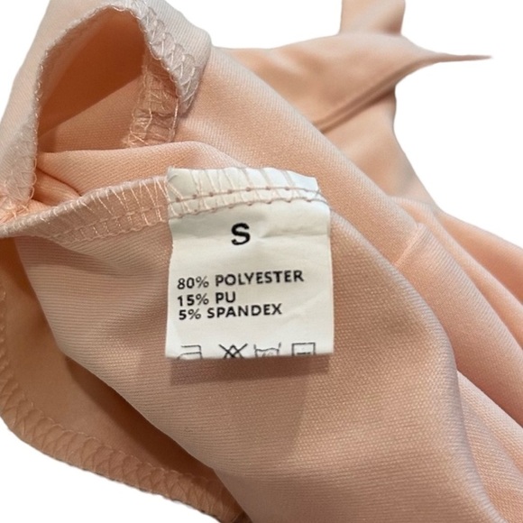 Light Pink Women's Ruched Sleeveless Cropped Cami Size Small - Picture 9 of 10